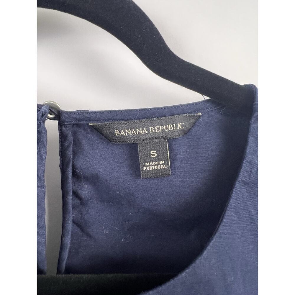 Banana Republic Sleeveless Ruffle Cinch Waist Navy Top S - Picture 3 of 10